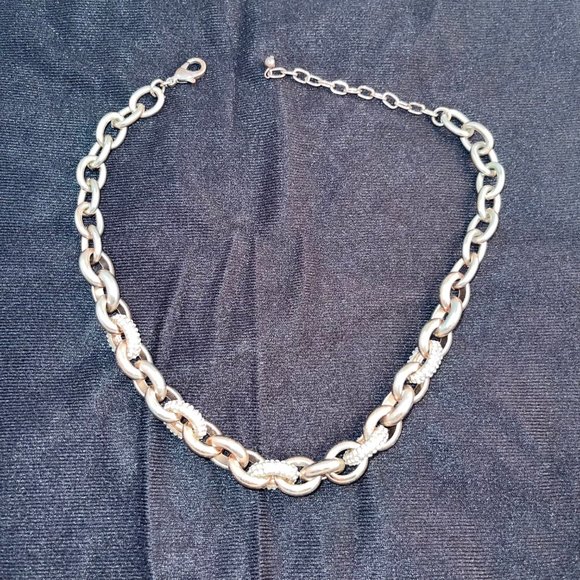 Gold Toned Chunky Link Necklace - Picture 4 of 10